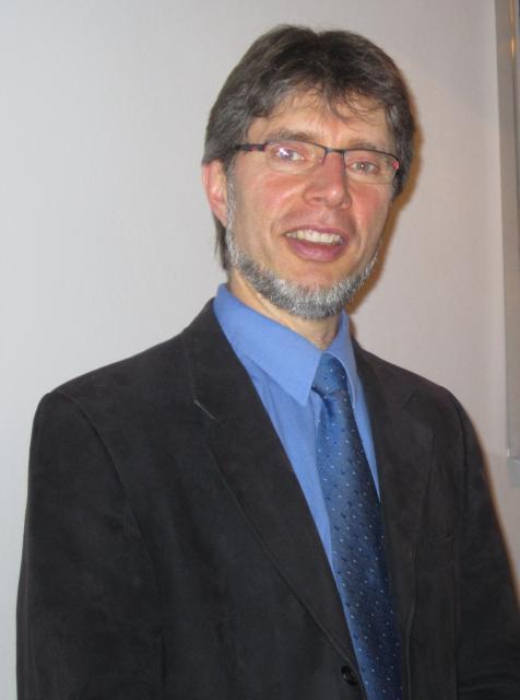 Pfarrer Stefan Bonawitz freut sich