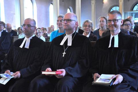 Pfarrer Dr. Marcus Döbert, Dekan Oliver Bruckmann und Pfarrer Steffen Lübke (v. links; Foto: P. Klopf)