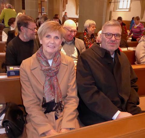 Ruheständlerin Gertrud (Trudi) Memmel mit ihrem Mann in St. Johannis