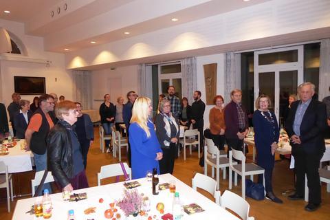 Hurra, die Finnen sind da: gemeinsames Tischgebetslied
