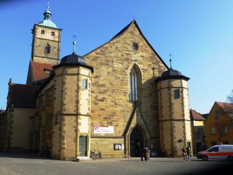 Strahlende St. Johanniskirche am letzten Vesperkirchentag