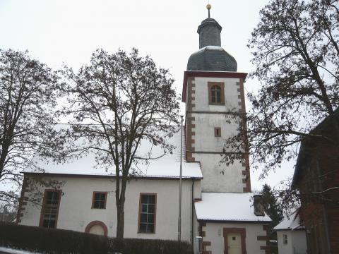 Die Eiszeit ist bald zu Ende: die evangelische Kirche Niederwerrn