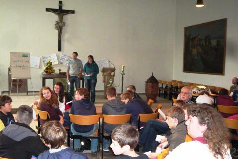 Sichtlich gute Stimmung; rechts: Jugendpfrin. Grit Plößel u. Pfr. Manfred Herbert