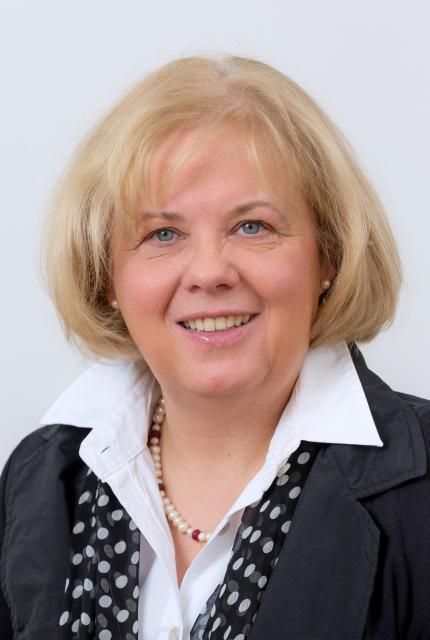 Dr. Annekathrin Preidel, die Vorsitzende der Landessynode